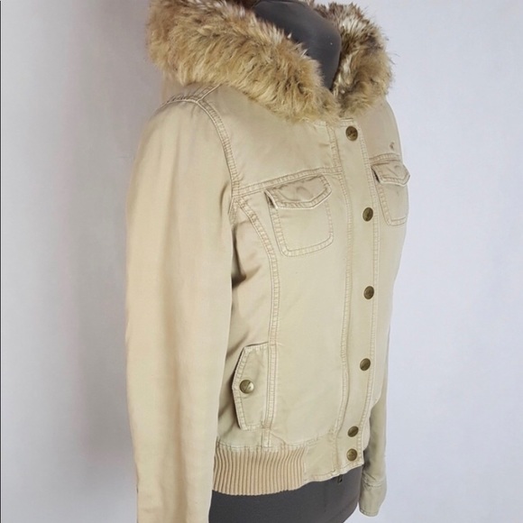 Hollister Khaki Bomber Jacket - NWOT - Picture 2 of 4